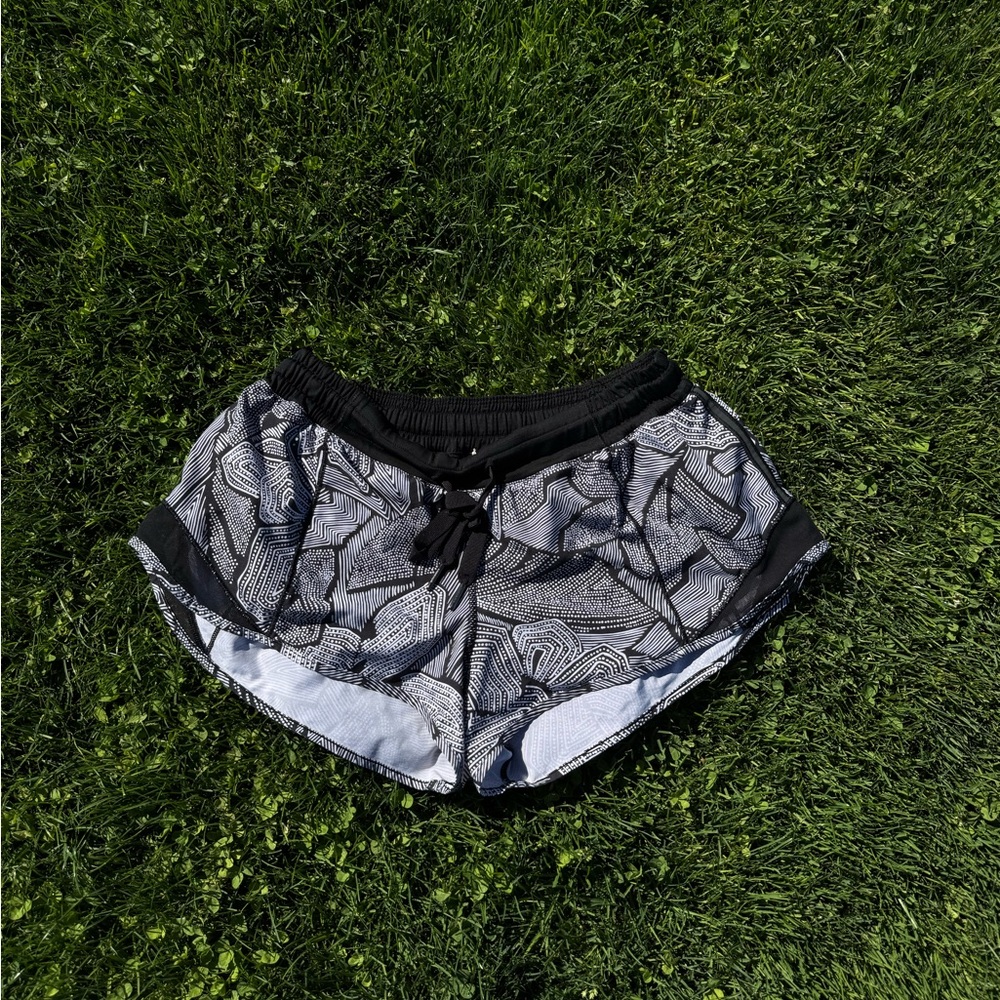 Lululemon Hotty Hot Shorts